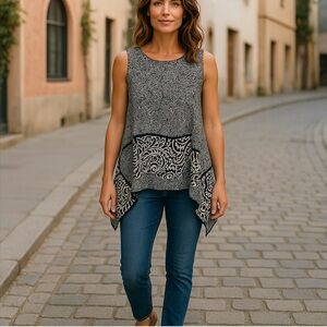 OST Women Sleeveless Blouse medium navy blue paisley top pullover floral summer